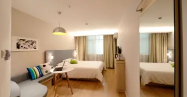 10 Best Hotels In Canada For Foreigners 